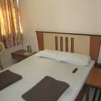 Hotel Hoysala Lodging, Nashik 4